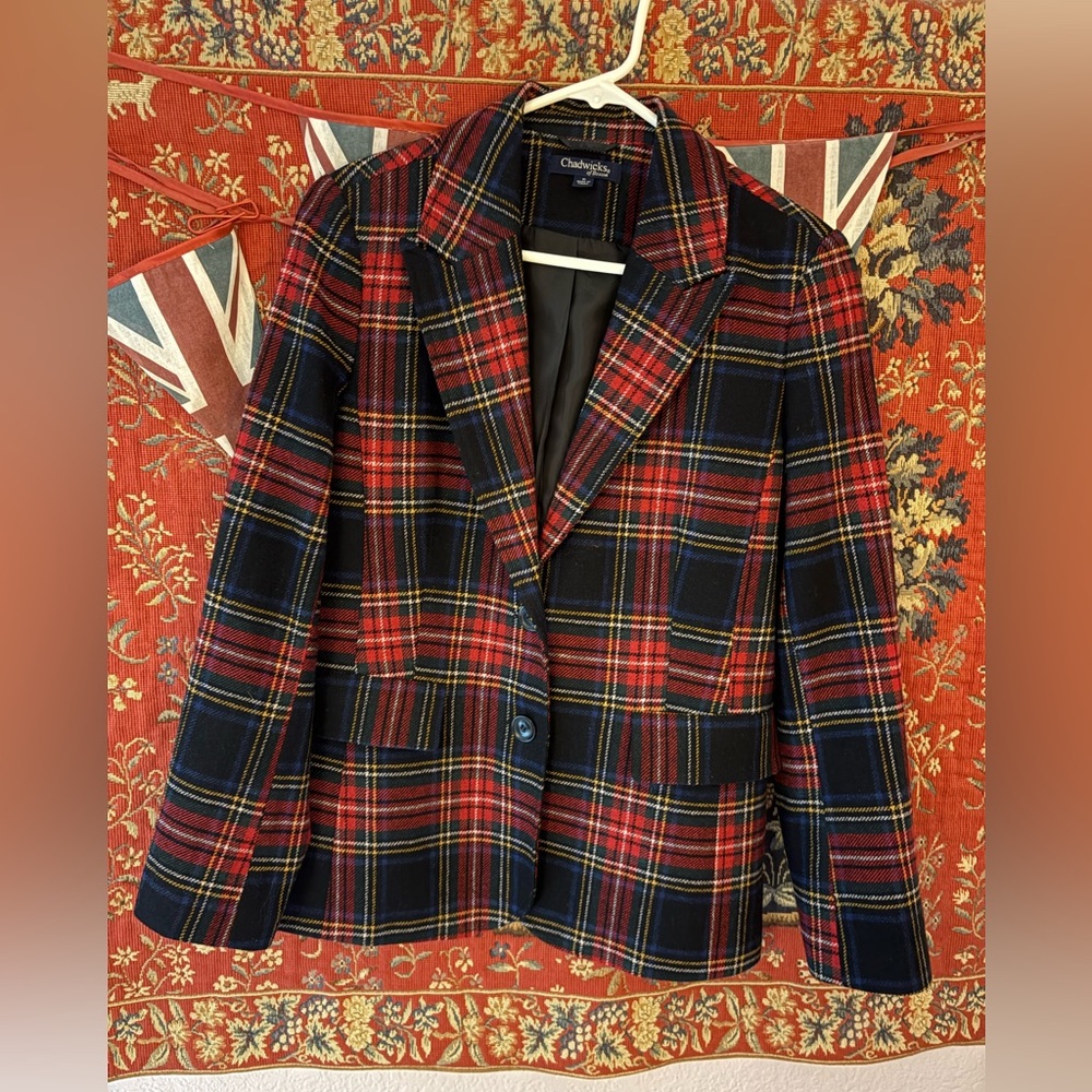 Chadwicks Red & Black Fitted Women’s Tartan Plaid Blazer